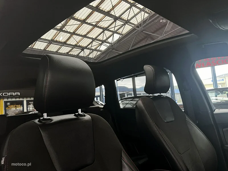 Ford S-Max II 13