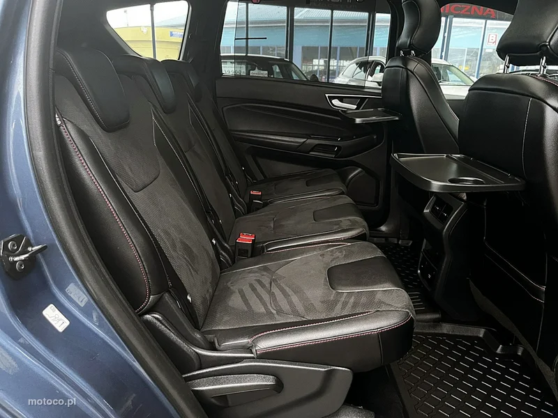 Ford S-Max II 14