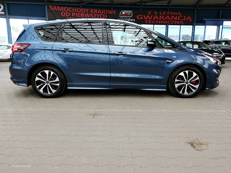 Ford S-Max II 65