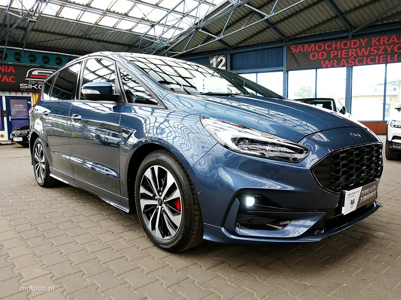 Ford S-Max II 76