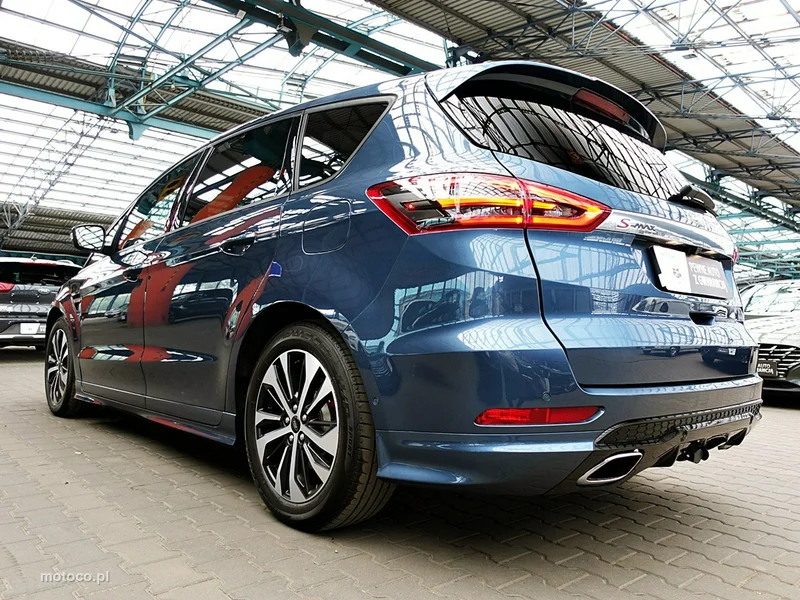 Ford S-Max II 78