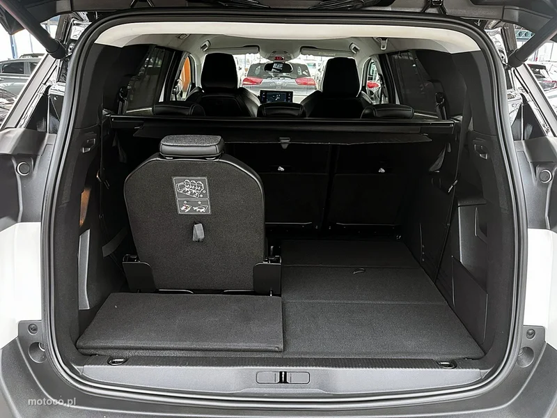 Peugeot 5008 16