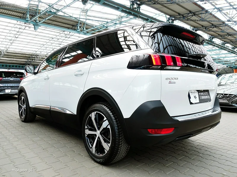Peugeot 5008 67