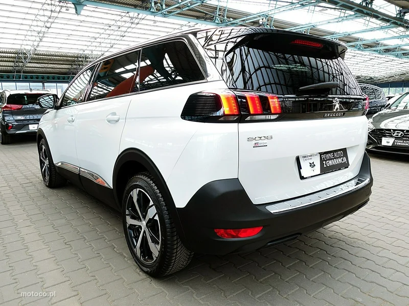 Peugeot 5008 74