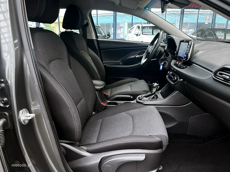 Hyundai i30 11