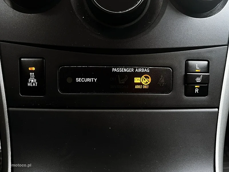Toyota Corolla E160/E170 18