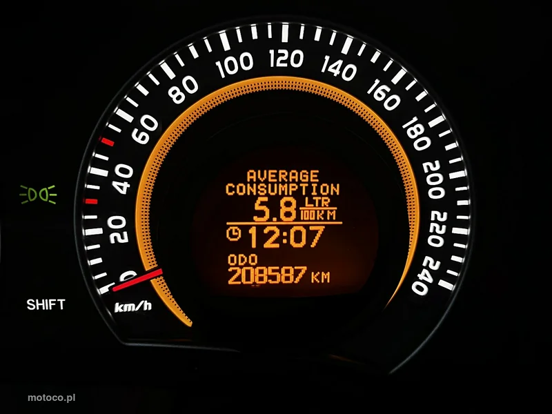 Toyota Corolla E160/E170 25