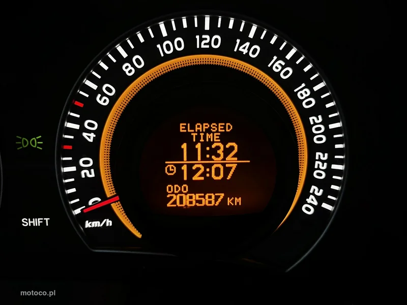 Toyota Corolla E160/E170 28