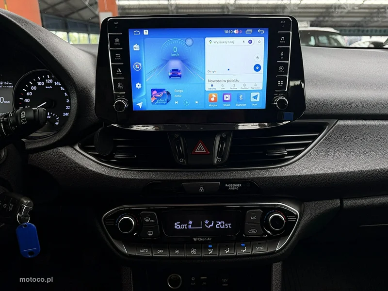 Hyundai i30 24