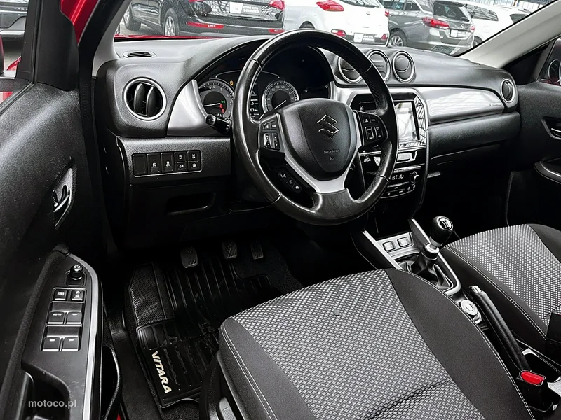 Suzuki Vitara 16
