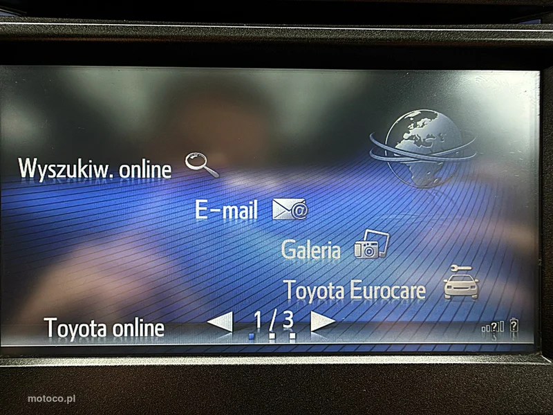 Toyota Auris E180 42