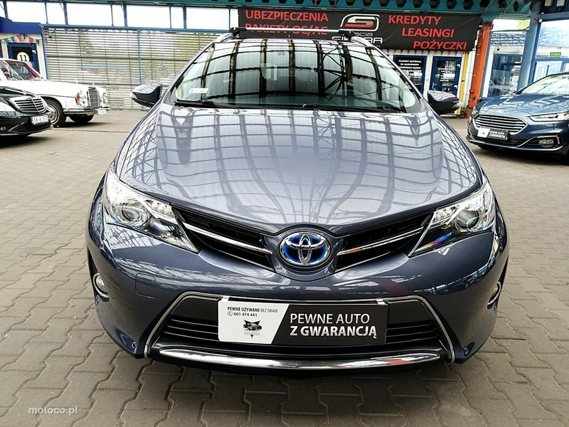 Toyota Auris E180 58