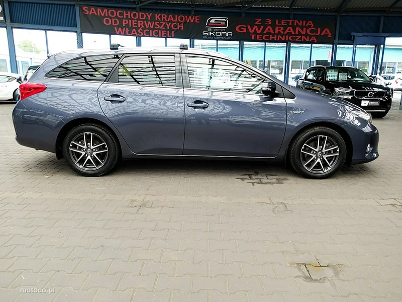 Toyota Auris E180 65