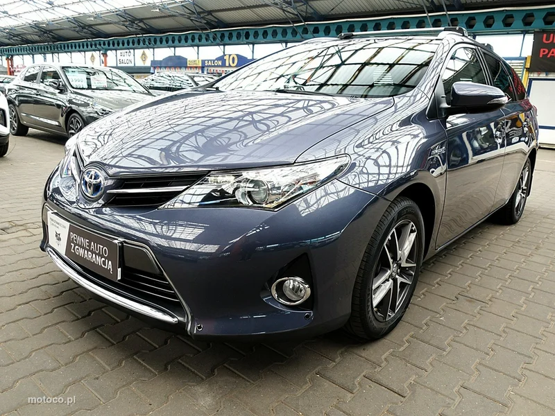 Toyota Auris E180 80