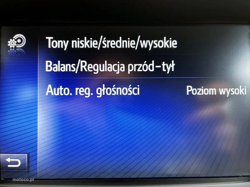 Toyota Avensis T27 46