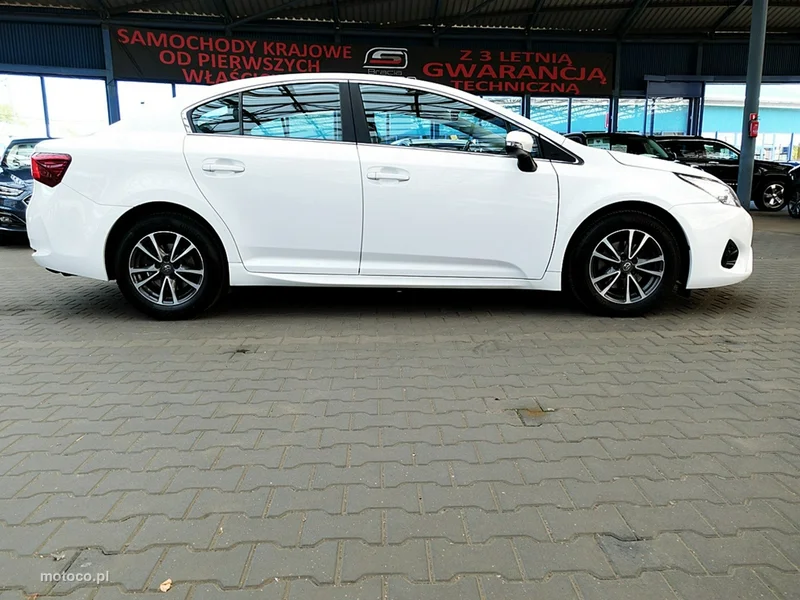 Toyota Avensis T27 57