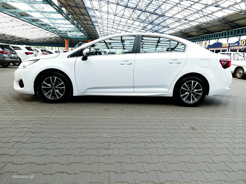 Toyota Avensis T27 60