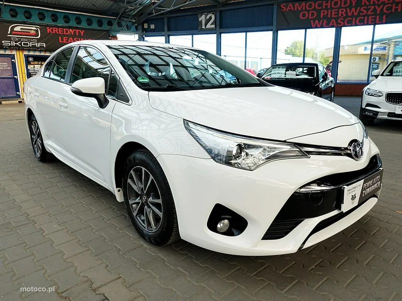 Toyota Avensis T27 68