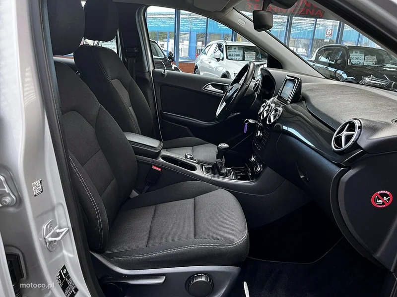 Mercedes-Benz Klasa B W246 B 180 11