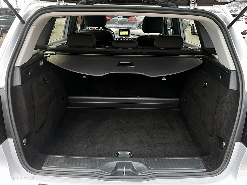 Mercedes-Benz Klasa B W246 B 180 15