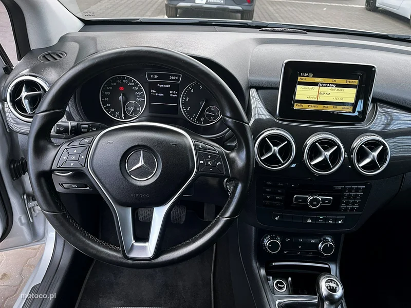 Mercedes-Benz Klasa B W246 B 180 19