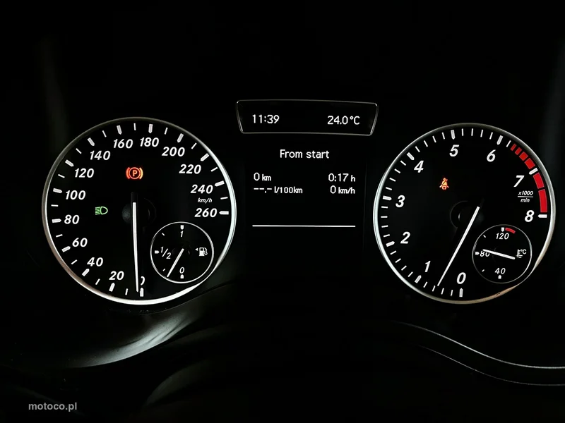 Mercedes-Benz Klasa B W246 B 180 24