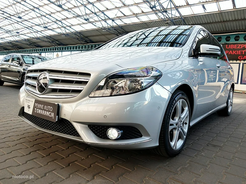 Mercedes-Benz Klasa B W246 B 180 53