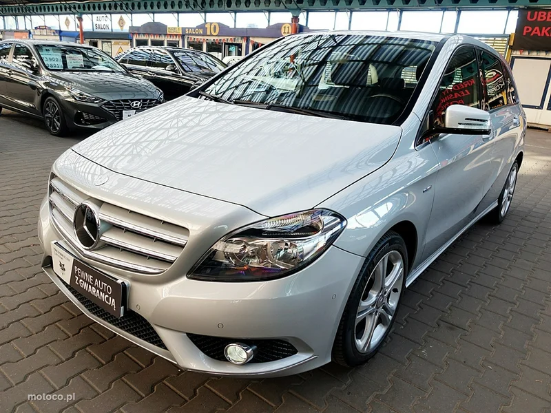 Mercedes-Benz Klasa B W246 B 180 8