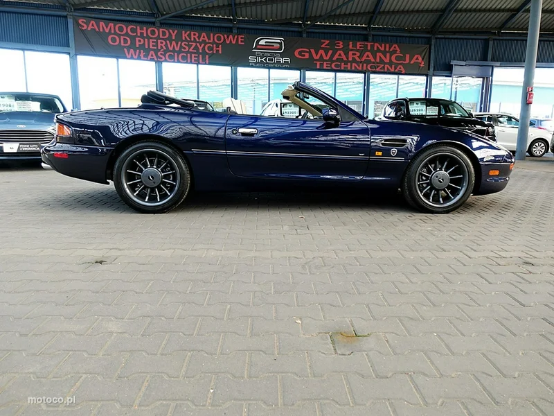 Aston Martin DB7 12