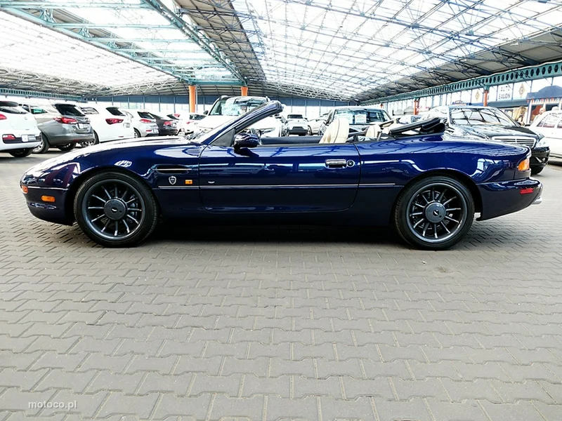 Aston Martin DB7 13