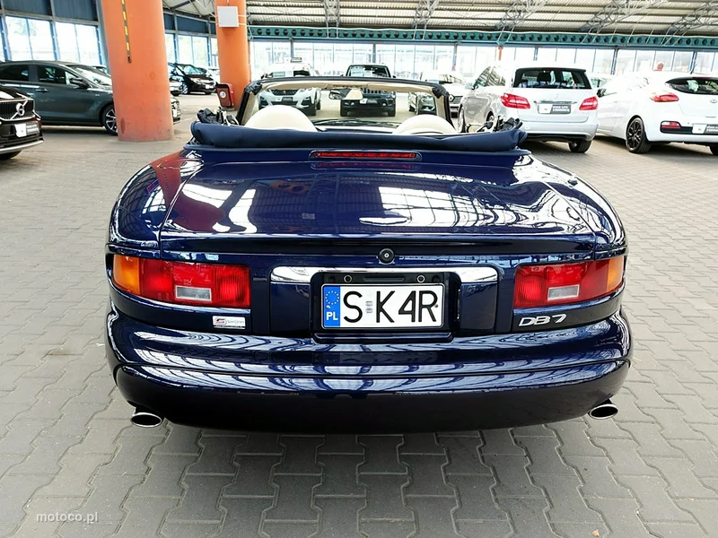 Aston Martin DB7 19