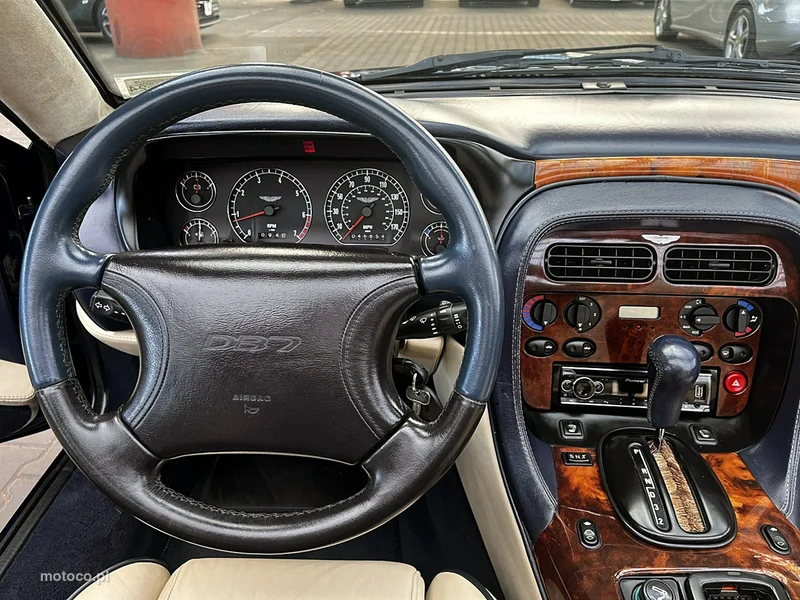 Aston Martin DB7 27