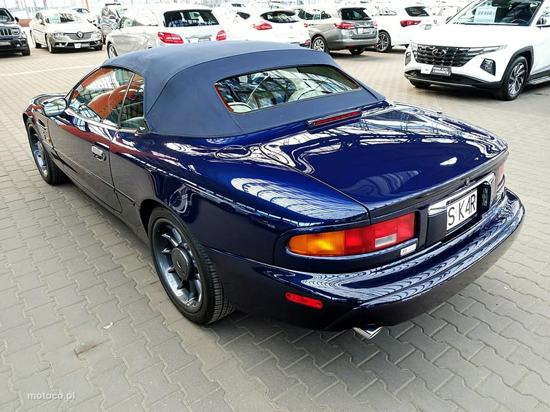 Aston Martin DB7 42