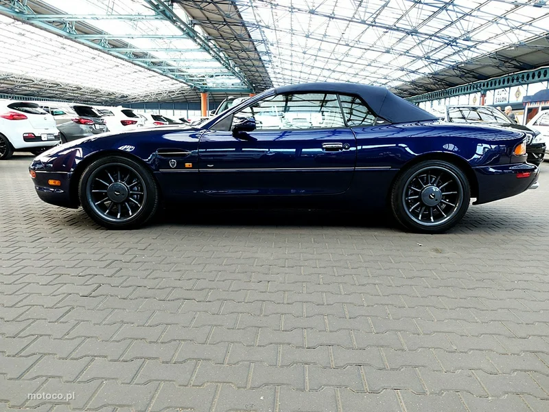 Aston Martin DB7 6