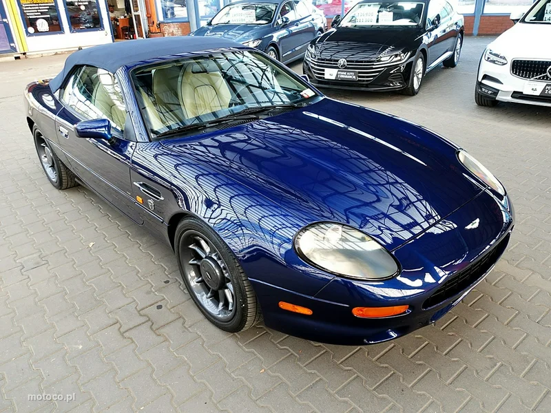 Aston Martin DB7 7