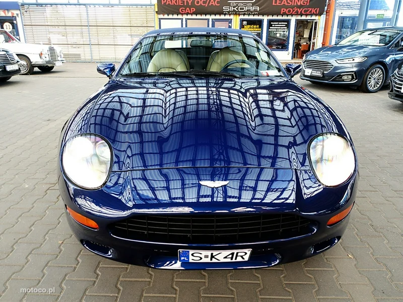 Aston Martin DB7 64