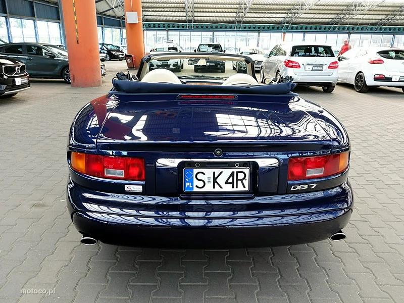 Aston Martin DB7 71