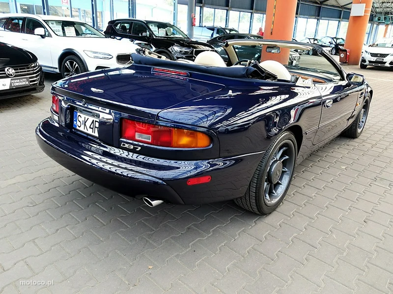 Aston Martin DB7 80