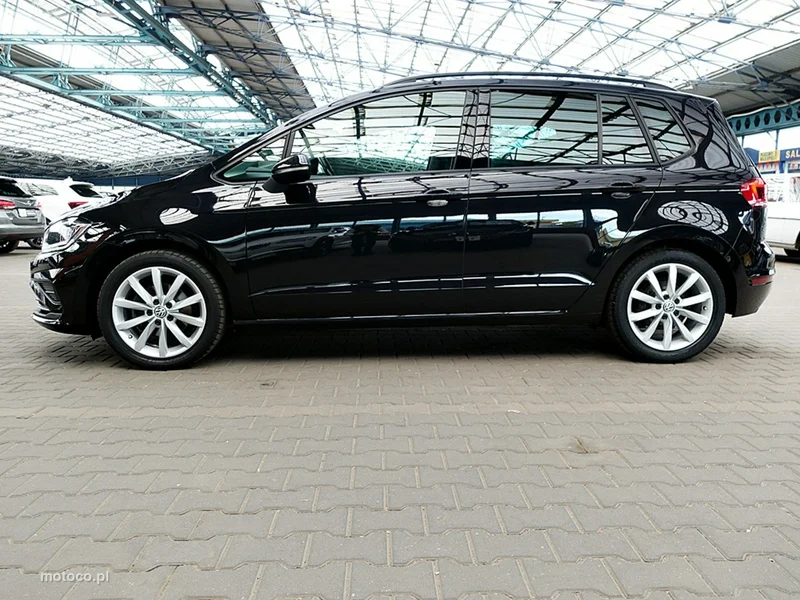 Volkswagen Golf Sportsvan VII 64