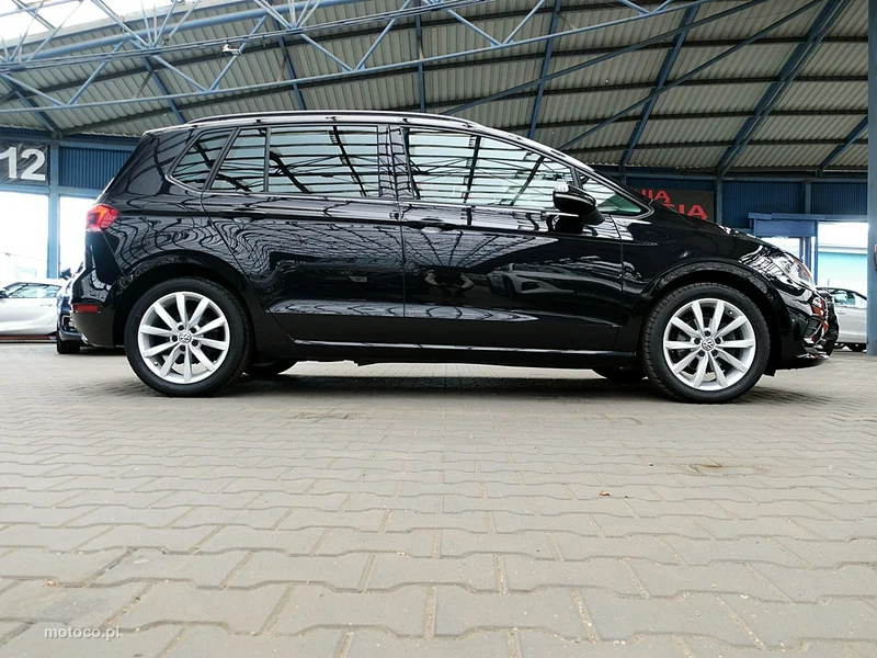 Volkswagen Golf Sportsvan VII 71