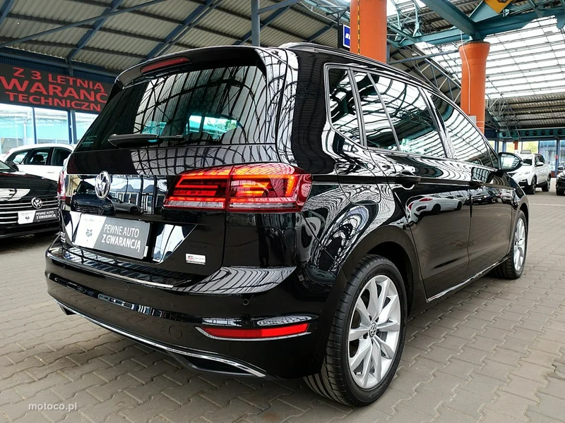 Volkswagen Golf Sportsvan VII 76