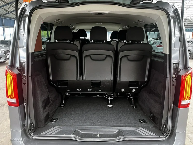 Mercedes-Benz Vito 16