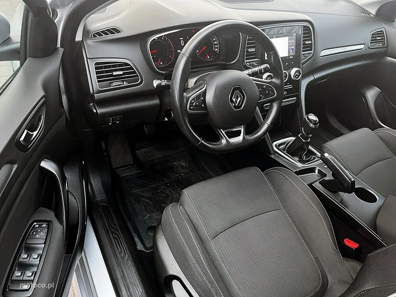 Renault Megane IV 16
