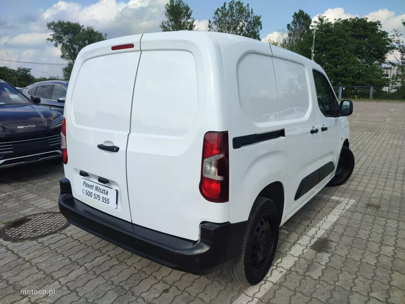 Toyota Proace City 6
