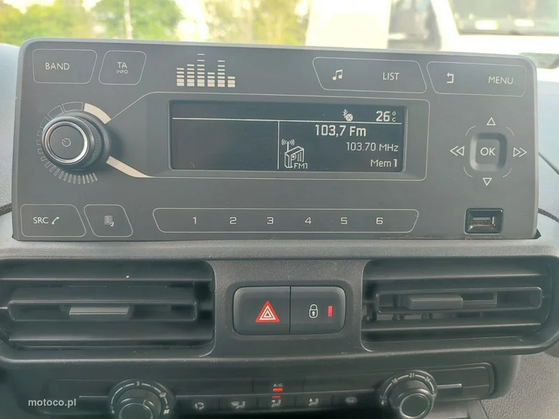 Toyota Proace City 24