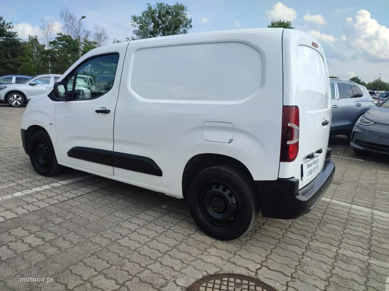 Toyota Proace City 4
