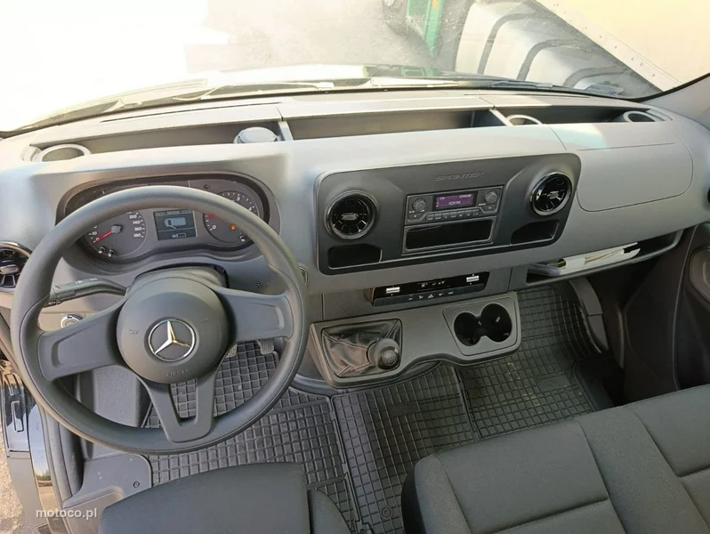 Mercedes-Benz Sprinter 6