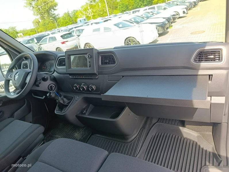 Renault Master 24