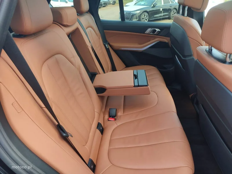 BMW X5 G05 12