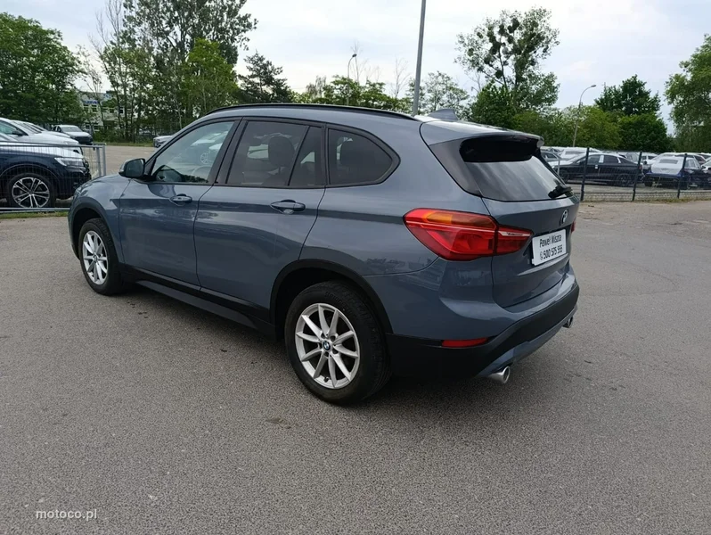 BMW X1 F48 22